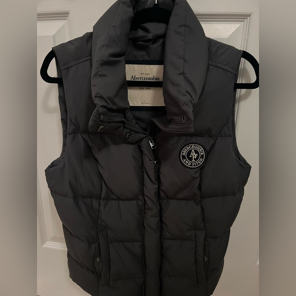 Abercrombie & Fitch vest size L